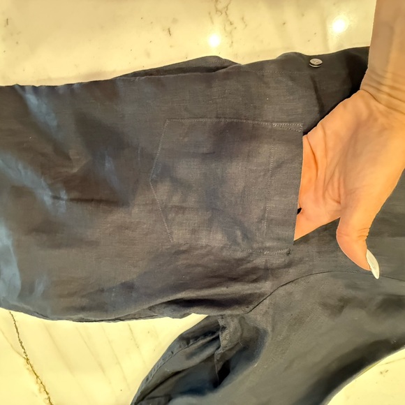 GAP Black Button Down Shirt Lightweight Casual - Picture 4 of 7